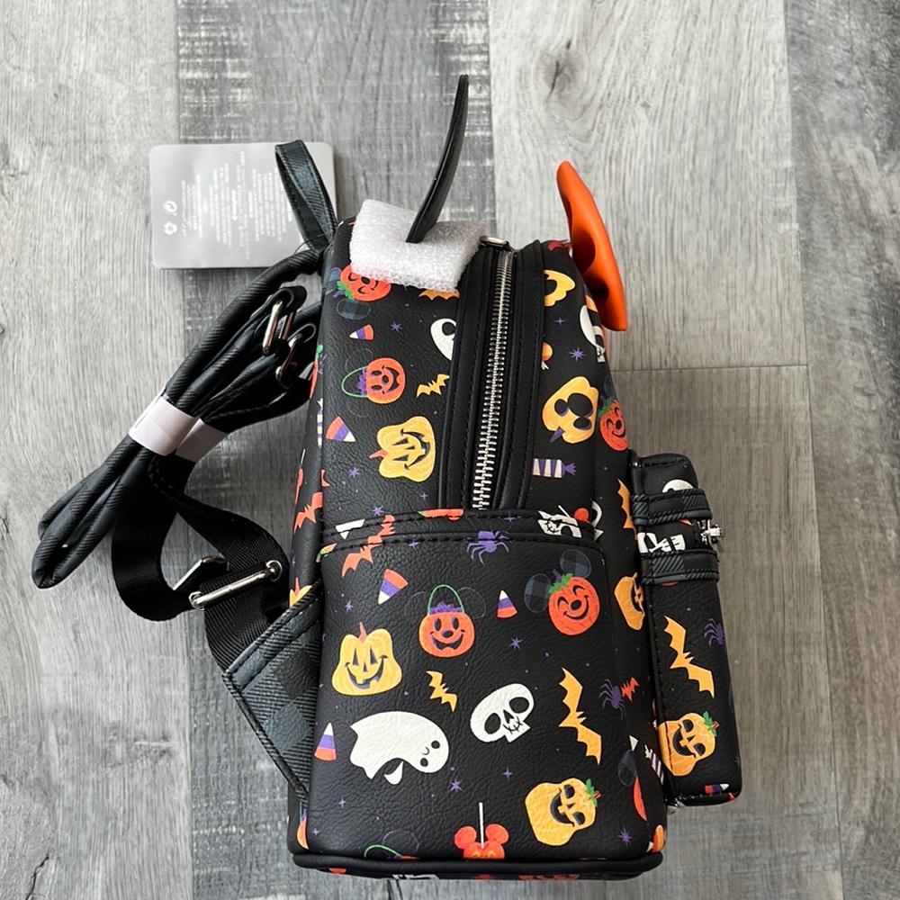 Minnie Mouse Halloween Disney Park Loungefly backpack 2021 BRAND NEW WITH TAGS - Picture 5 of 8